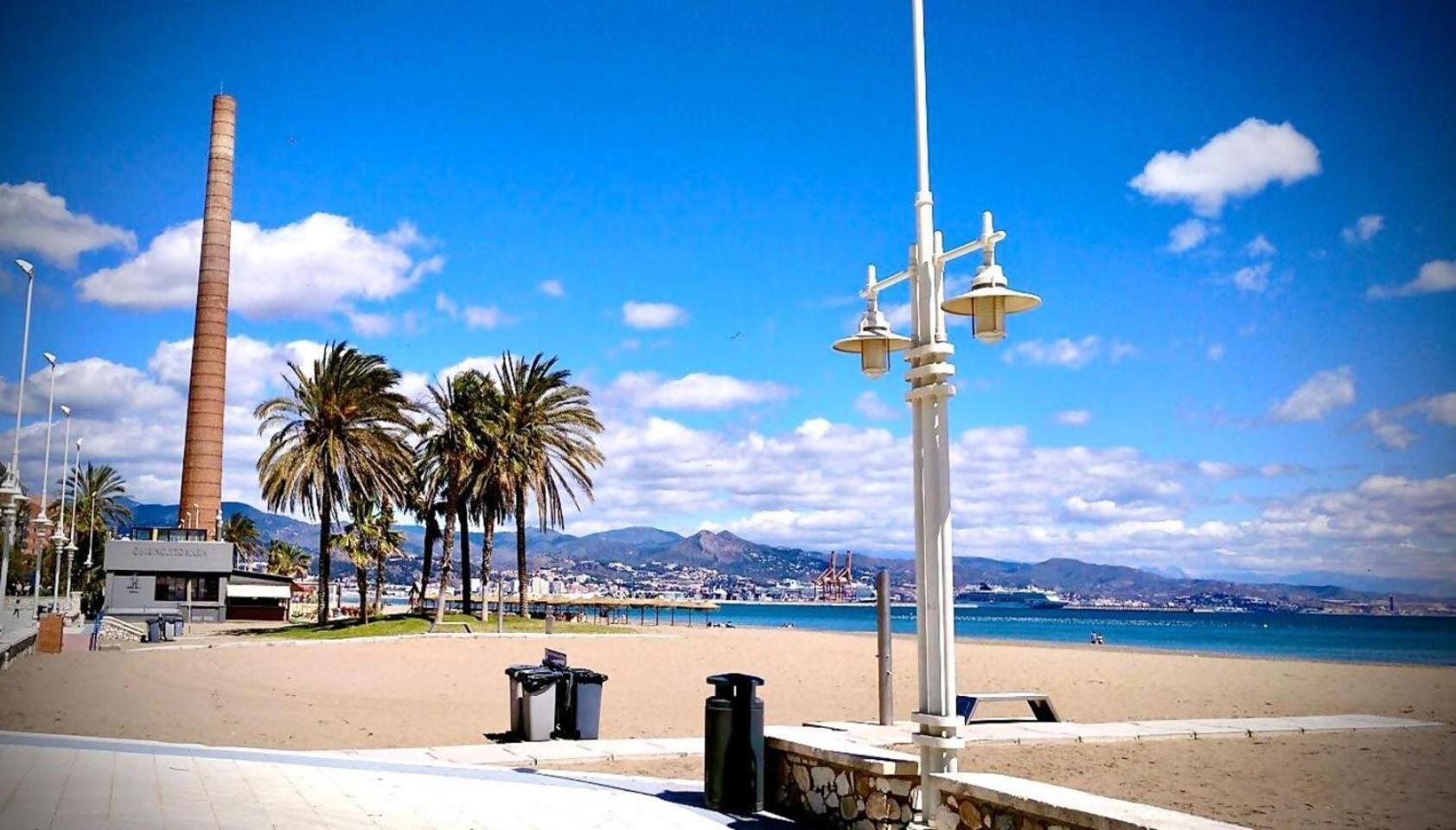Cosmopolitan Loft & Malaga Beach Exterior foto